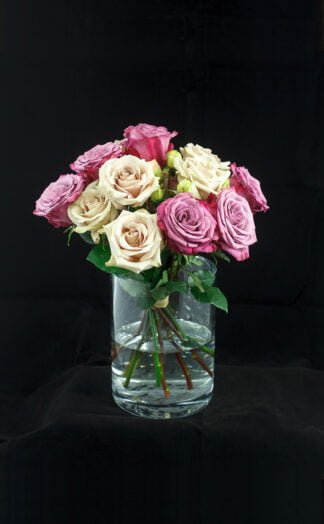 Gėlių puokštė Rožių mix