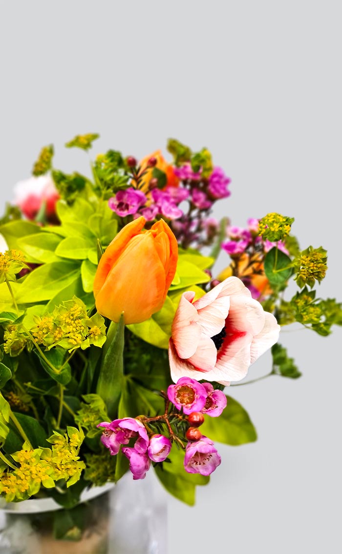 Gėlių puokštė Pavasario vardu - Gėlės studija